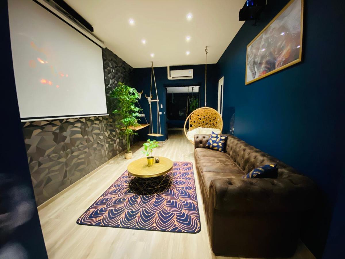 Capsule Temps Suspendu - Balneo, Home Cinema & Billard Valenciennes Eksteriør bilde
