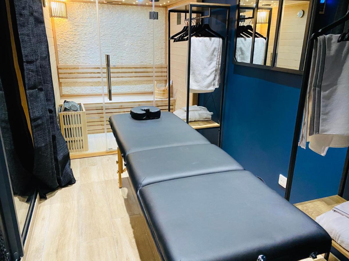 Capsule Temps Suspendu - Balneo, Home Cinema & Billard Valenciennes Eksteriør bilde